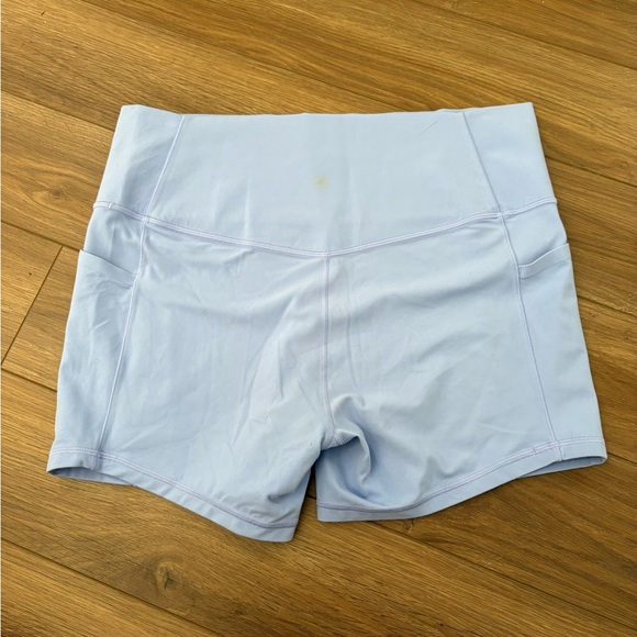 Athleta Women's Salutation Stash Pocket II 5” Shorts Light Blue/Purple Sz XL EUC - Picture 3 of 5